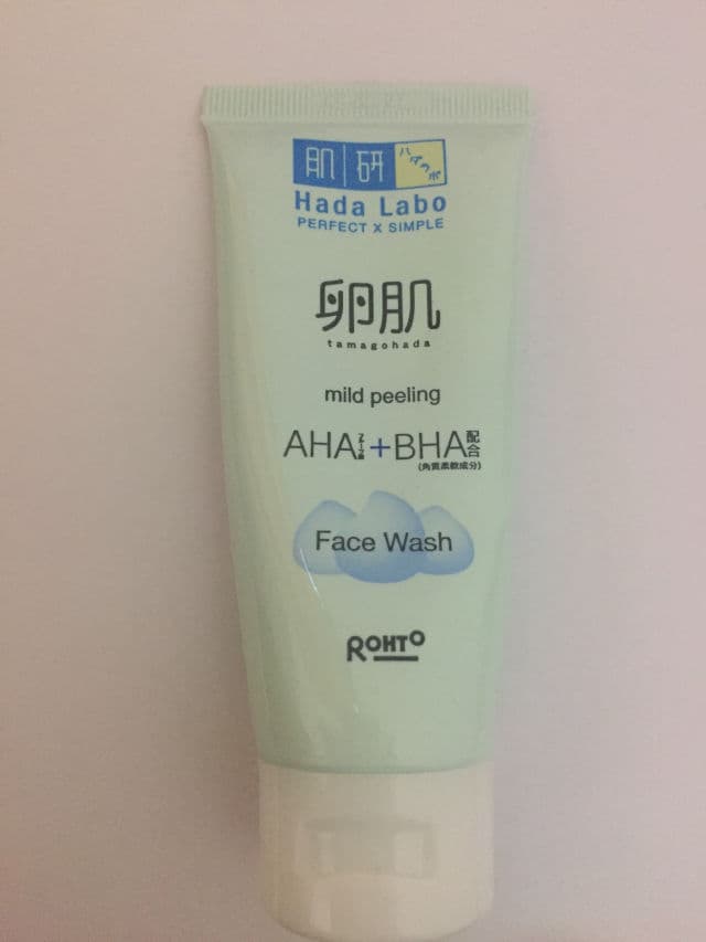Hada Labo Tamagohada Face Wash review photo by anggrianiar