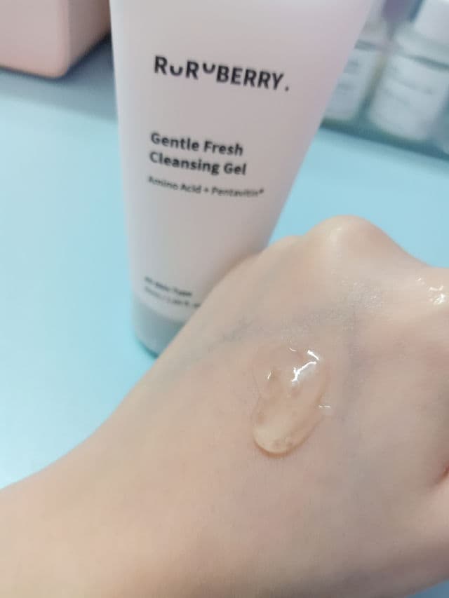 Ruruberry Gentle Fresh Cleansing Gel review photo by angie852g7