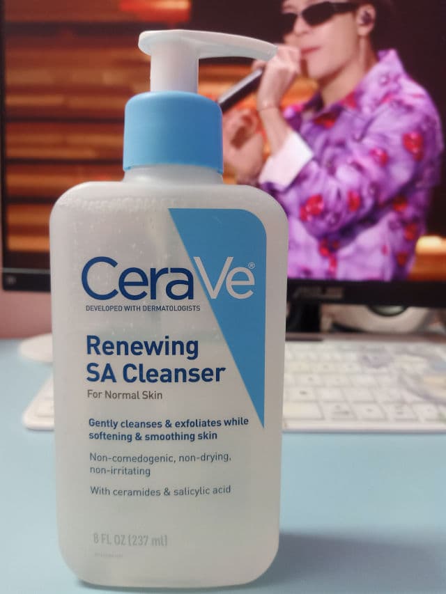 CeraVe Renewing SA Cleanser review photo by angie852g7