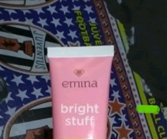 Emina Bright Stuff for Acne Prone Skin Face Wash review photo by anisyela