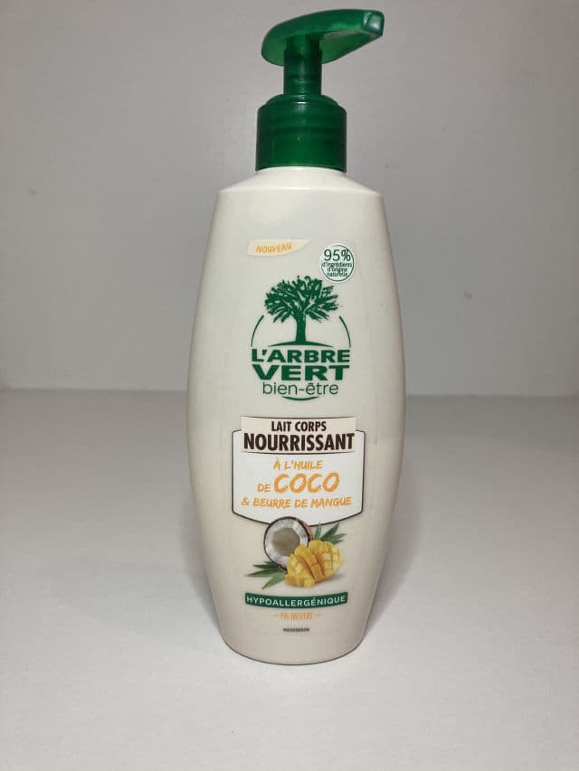 L'Arbre Vert Lait corps nourrissant à l'huile de coco & beurre de mangue review photo by anook