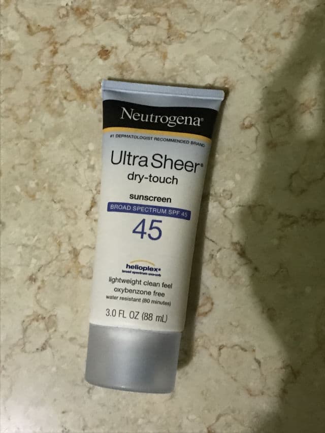 Neutrogena Ultra Sheer Dry-Touch Sunblock SPF 45 review photo by ayubarnes