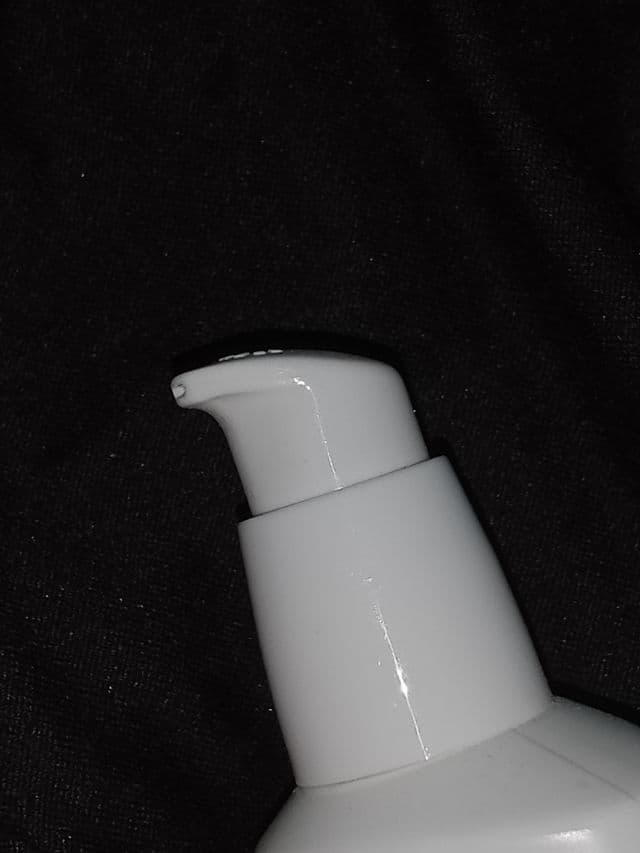 Neutrogena Moisture SPF15 review photo by ashareview