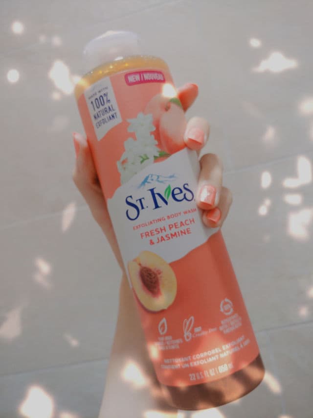 St. Ives Fresh Skin Apricot Exfoliating Body Wash review photo by asma90