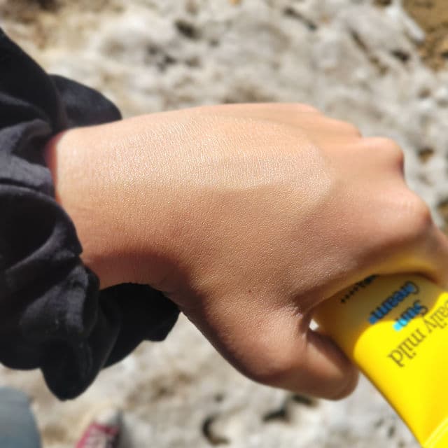 Village 11 Factory Daily Mild Sun Cream SPF 50+ PA++++ review photo by astraldew