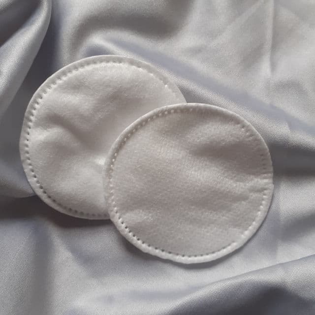 Wardah White Secret Pure Brightening Cleanser review photo by auliaasaf