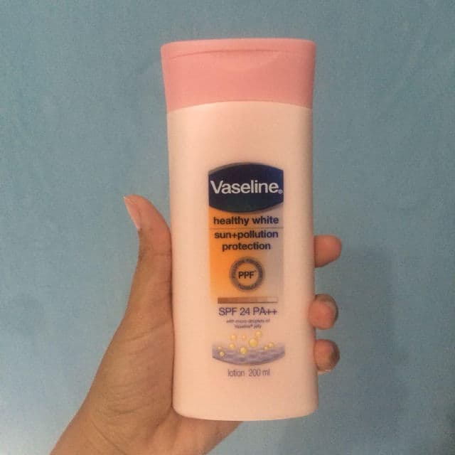 Vaseline Healthy Bright Sun + Pollution Protection Body Lotion SPF 30 review photo by auliaasaf