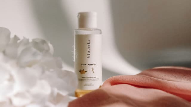 Bloomka Olive & Rosemary Deep Cleansing Oil review photo by auliyaaaara