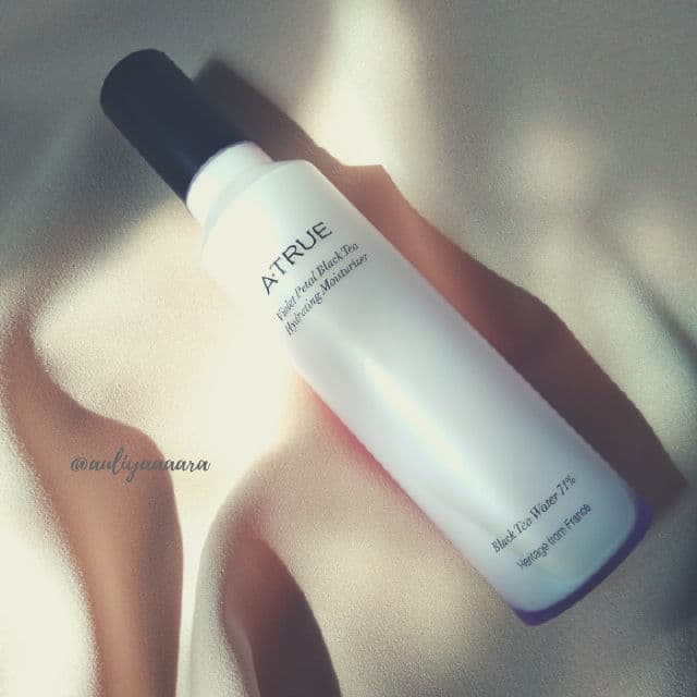 ATRUE Violet Petal Black Tea Hydrating Moisturizer review photo by auliyaaaara