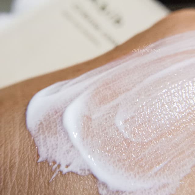 Abib Creme Coating Mask Tone-Up Solution review photo by auliyaaaara