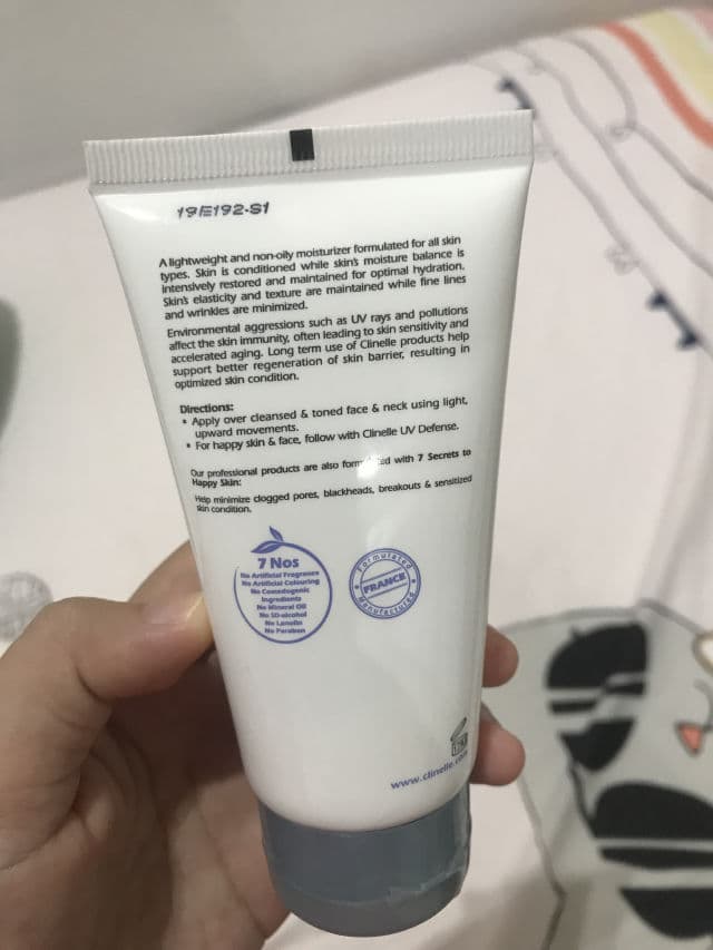 Clinelle Moisture Glow review photo by Ebehh