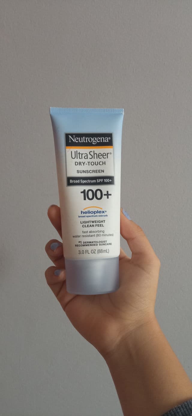 Neutrogena Ultra Sheer Dry-Touch Sunblock SPF 100 review photo by ayu99