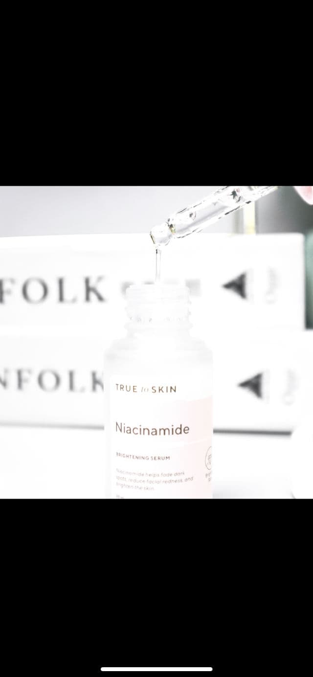 True to Skin Niacinamide Brigthening Serum review photo by ayuvita23