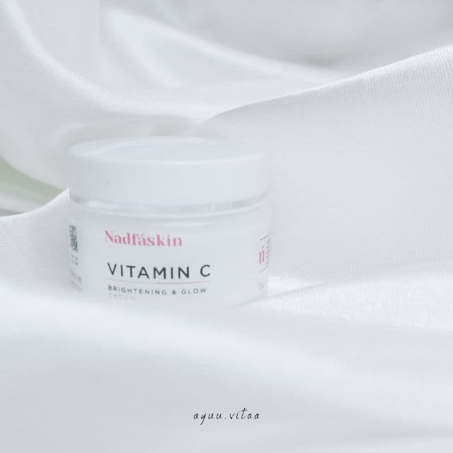 Nadfaskin Vitamin C Brightening & Glow Cream review photo by ayuvita23