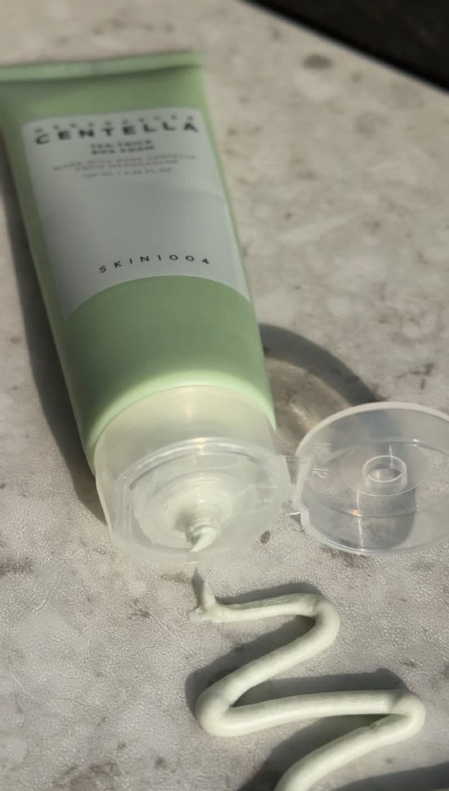 SKIN1004 Madagascar Centella Tea-Trica BHA Foam review photo by dheascoverywithme