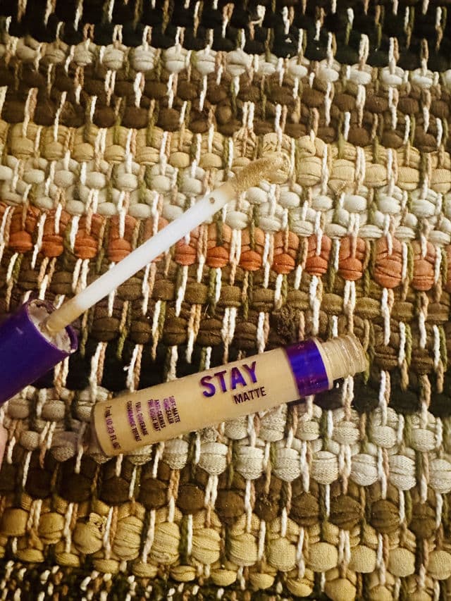 Rimmel Stay Matte Concealer  review photo by corfor15