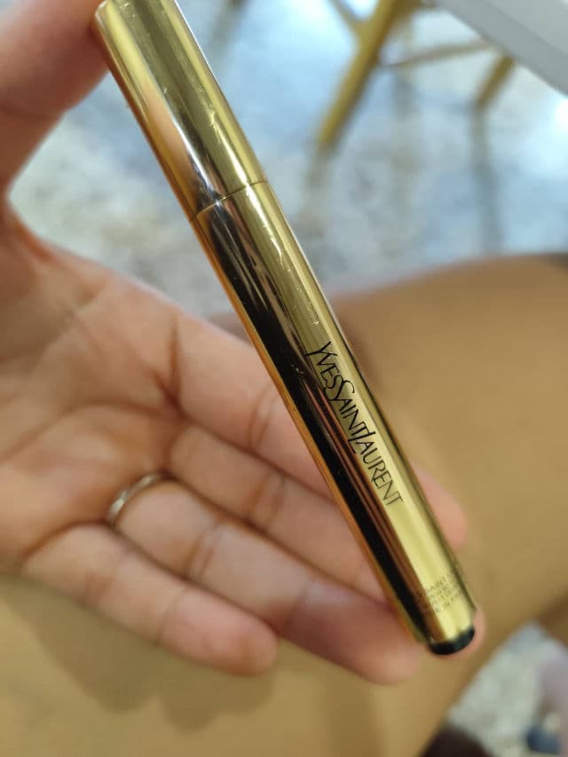 Yves Saint Laurent Top Secrets Flash Touch Wake-Up Eye Care review photo by DelRosario
