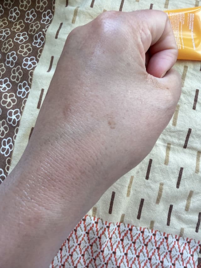 ANUA Invisible Matte Finish Sunscreen SPF 50 review photo by Rupi