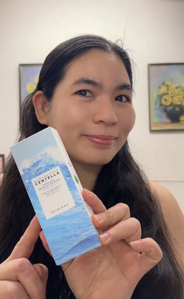 SKIN1004 Madagascar Centella Hyalu-Cica Water-Fit Sun Serum SPF50+ PA++++ review photo by KyubiNo
