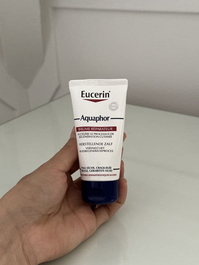 Eucerin Aquaphor Healing Ointment review photo by Diana29