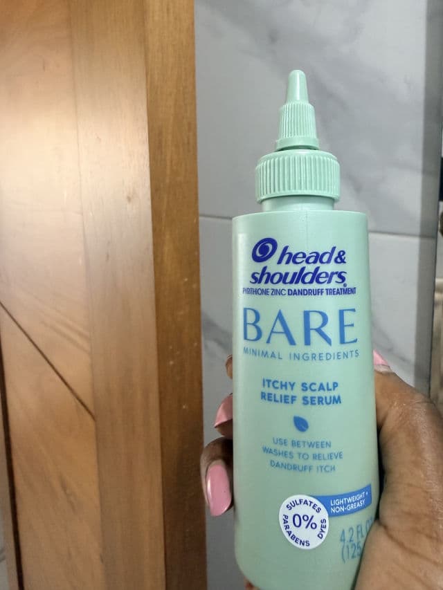 Head & Shoulders Bare Soothing Hydration Dandruff Shampoo review photo by dominga33