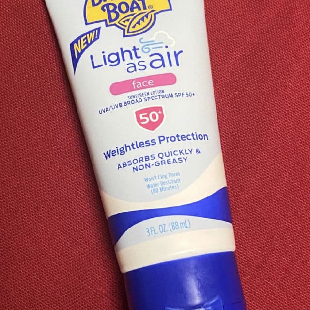 Banana Boat Light as Air Face Lotion SPF50+ review photo by banuni