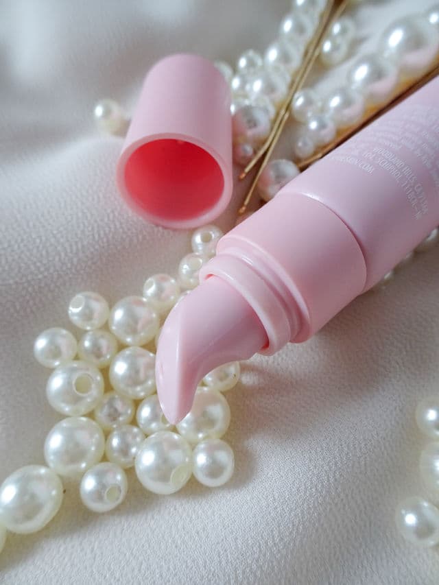 KYLIE SKIN Eye Cream review photo by baobeaute