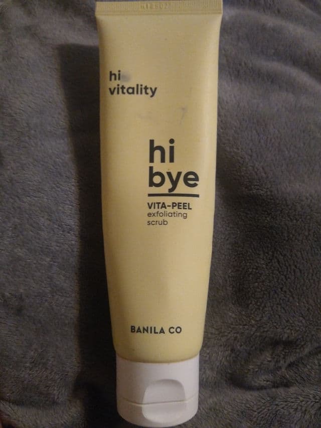 Banila Co. Hi Bye Vita Peel Exfoliating Scrub review photo by batbabe