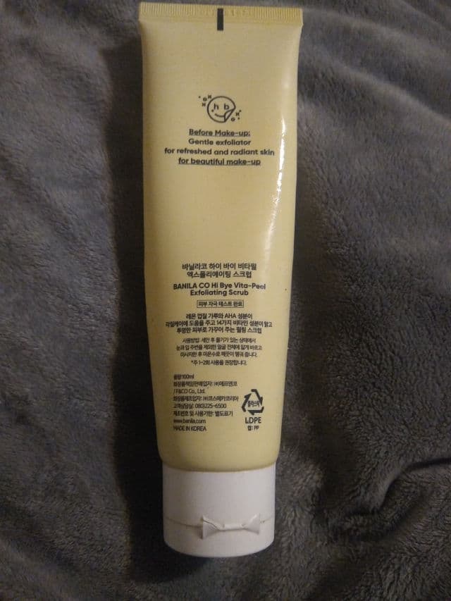 Banila Co. Hi Bye Vita Peel Exfoliating Scrub review photo by batbabe