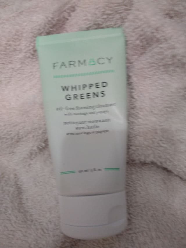 Farmacy Whipped Greens: Oil-Free Foaming Cleanser with Moringa & Papaya review photo by batbabe