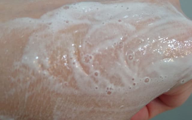 Farmacy Whipped Greens: Oil-Free Foaming Cleanser with Moringa & Papaya review photo by batbabe