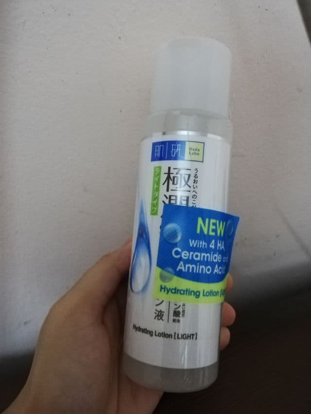 Hada Labo Hydrating Lotion (Light) review photo by bbgx19