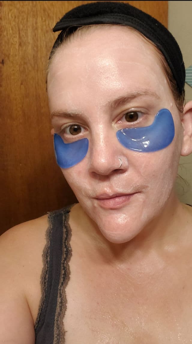 Global Beauty Care Retinol Under-Eye Pads review photo by beautybonnebeth