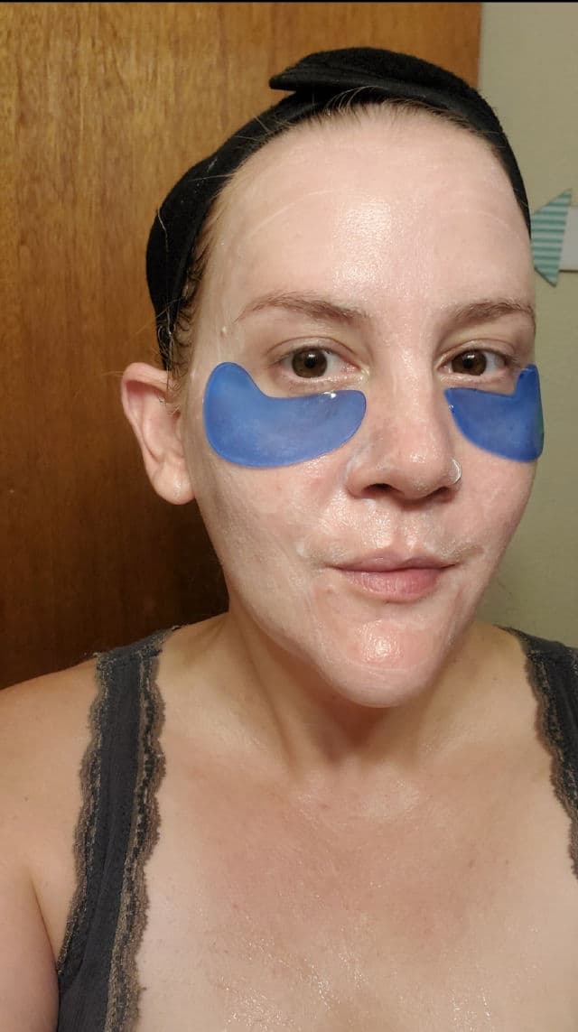 Global Beauty Care Retinol Under-Eye Pads review photo by beautybonnebeth
