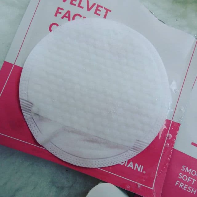 Beaudiani Velvet Facial Cleansing Sheet  review photo by beautyfriya