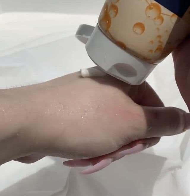 MEDIHEAL Intensive Lifting Cleansing Foam review photo by beautywithblake