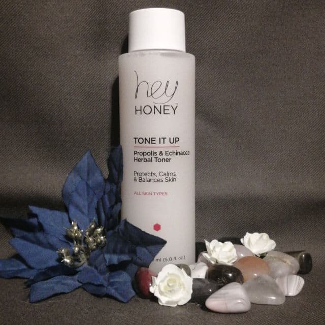 Hey Honey Tone It Up Propolis & Echinacea Herbal Toner review photo by beautywithdanni