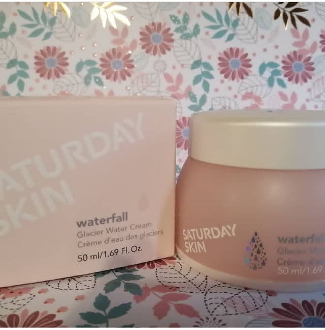 Saturday Skin Waterfall Glacier Water Cream review photo by beautywithdanni
