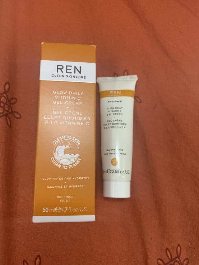 Ren Radiance Glow Daily Vitamin C Gel Cream review photo by bellina