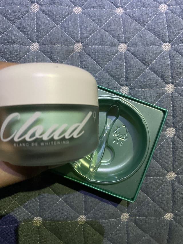 Cloud 9 Blanc De Brightening Cream review photo by bolorqp