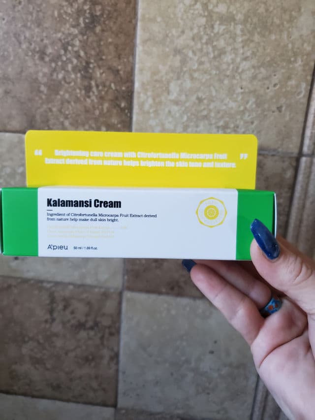 A'pieu Kalamansi Cream review photo by beautybonnebeth