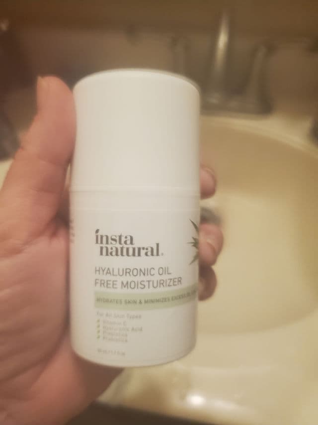 InstaNatural Hyaluronic Oil Free Moisturizer  review photo by beautybonnebeth
