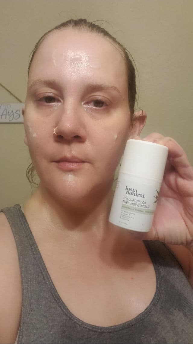 InstaNatural Hyaluronic Oil Free Moisturizer  review photo by beautybonnebeth