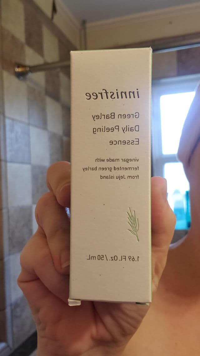INNISFREE Daily Refining Serum with Green Barley review photo by beautybonnebeth