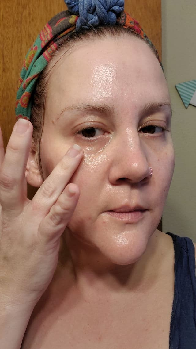 Pond's Rejuveness Anti-Wrinkle Cream review photo by beautybonnebeth