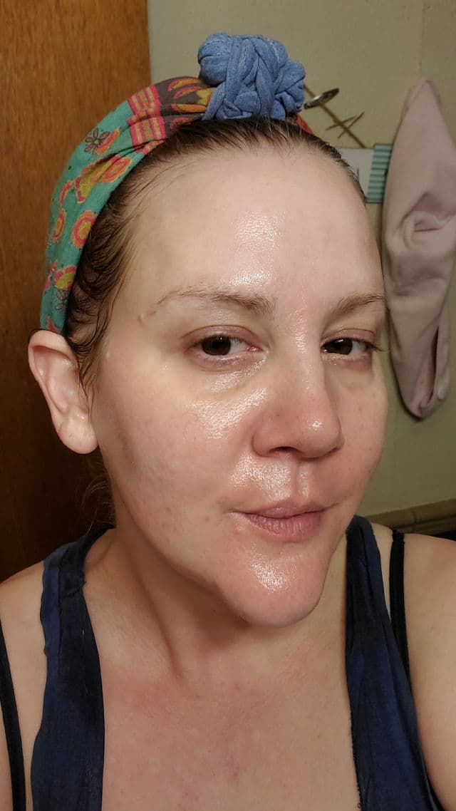 Elizabeth Mott Hydrating Hyaluronic Toner review photo by beautybonnebeth