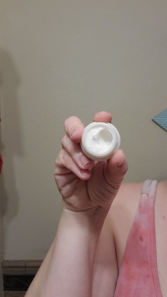 Estee Lauder Revitalizing Supreme+ Bright Power Soft Creme review photo by beautybonnebeth