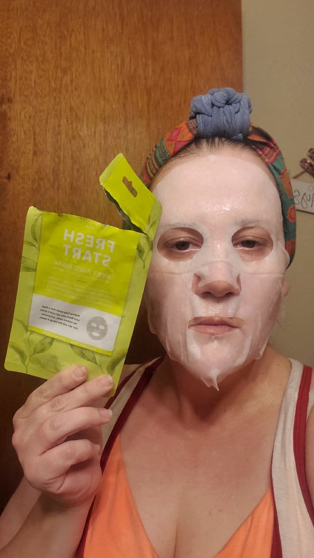 Nu-Pore Fresh Start Sheet Beauty Face Mask review photo by beautybonnebeth