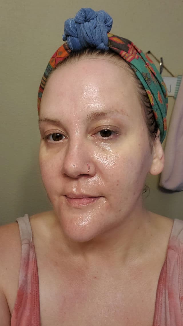 La Mer The Moisturizing Gel Cream review photo by beautybonnebeth