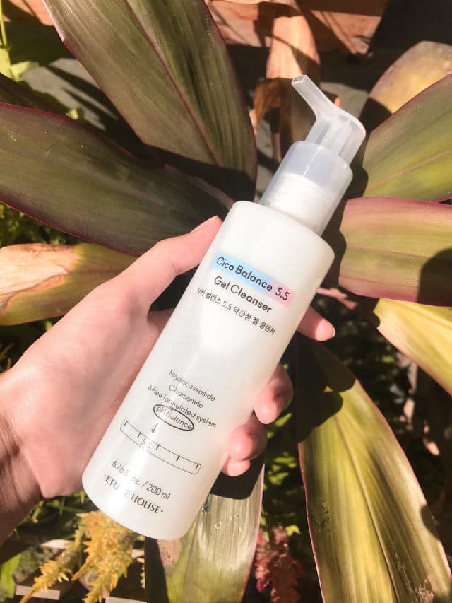 ETUDE Cica Balance 5.5 Gel Cleanser review photo by bornforglowskin